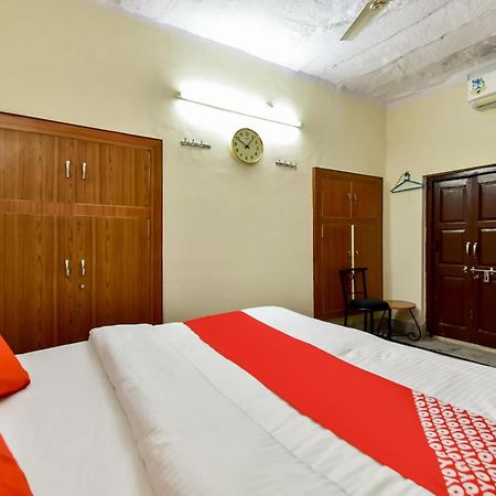 Super Oyo Dev Villas Guest House Jodhpur  Buitenkant foto