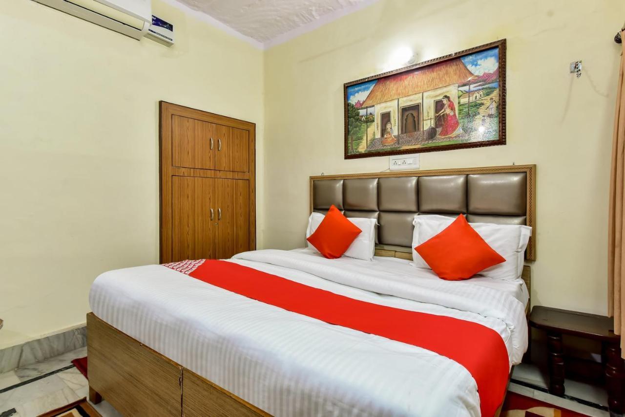 Super Oyo Dev Villas Guest House Jodhpur  Buitenkant foto