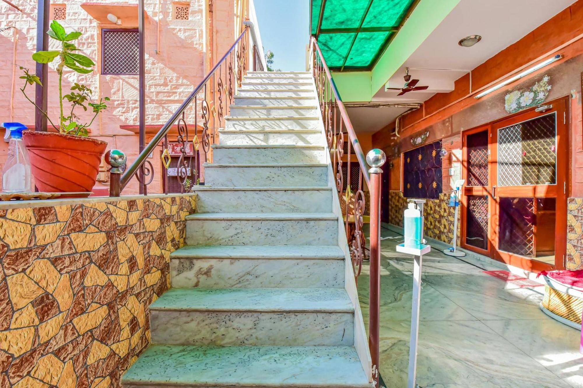 Super Oyo Dev Villas Guest House Jodhpur  Buitenkant foto